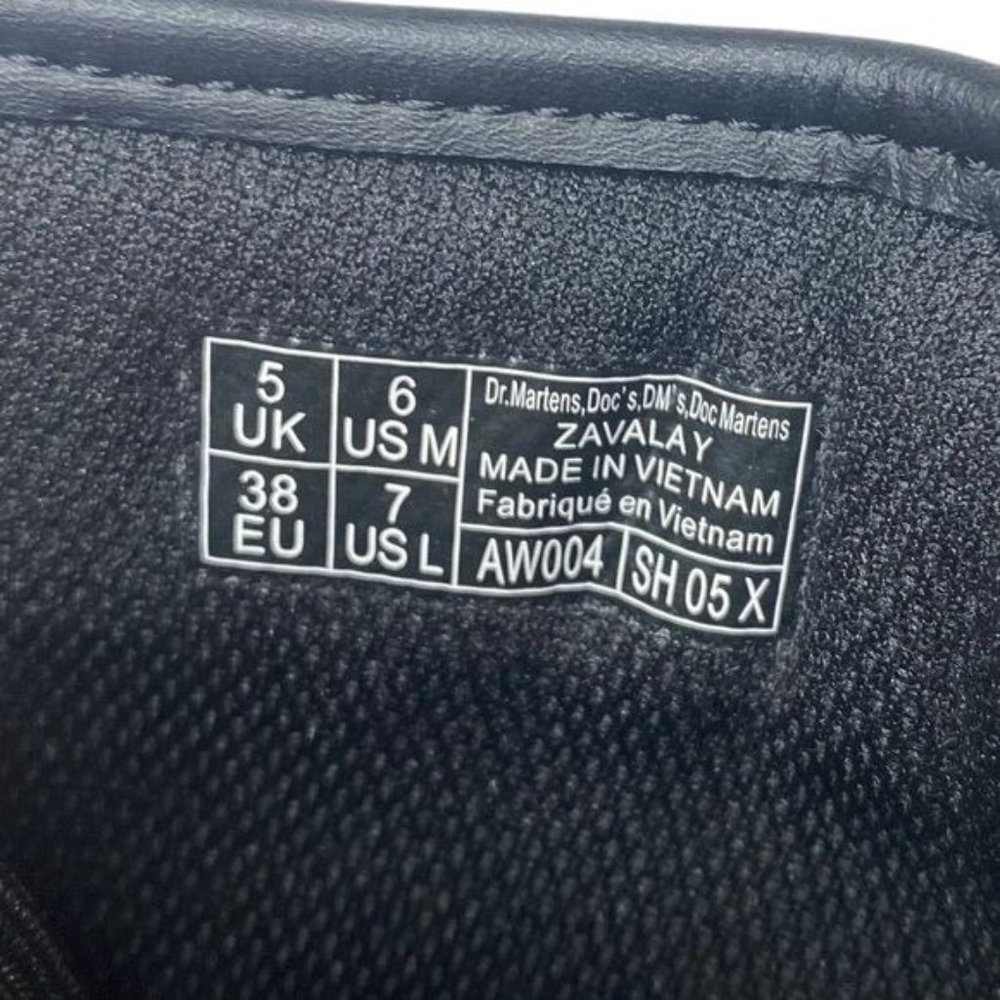 Dr. Martens Air Wair CombatBoots Bouncing Soles Zipper Black Womens 7 New - Picture 11 of 12